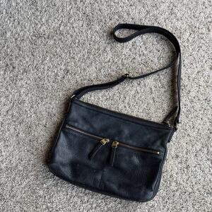 Fossil Black Leather Medium Cross Body Bag with Gold Accents